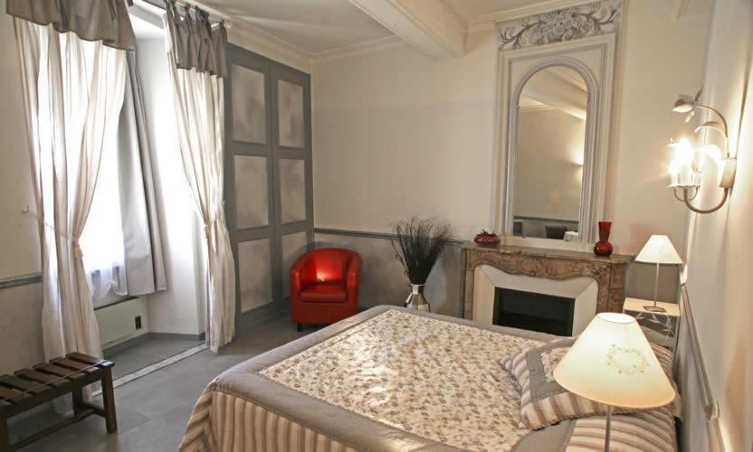 La Garbure Hotel Chateauneuf-du-Pape Phòng bức ảnh